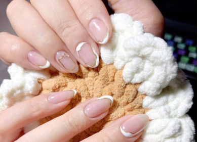 Pune Nails
